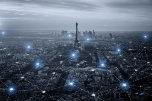 photo de Paris représentant une ville connectée 